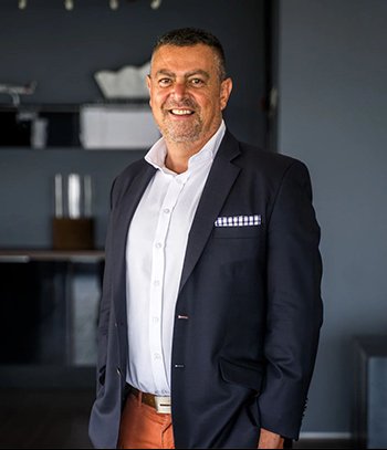 Dr. Naim Maadad